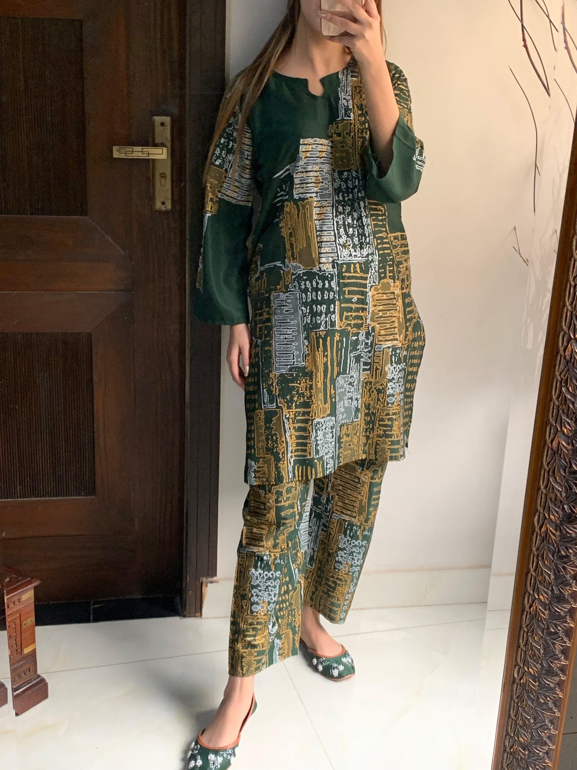 Mountain Print 2Pcs Stitched