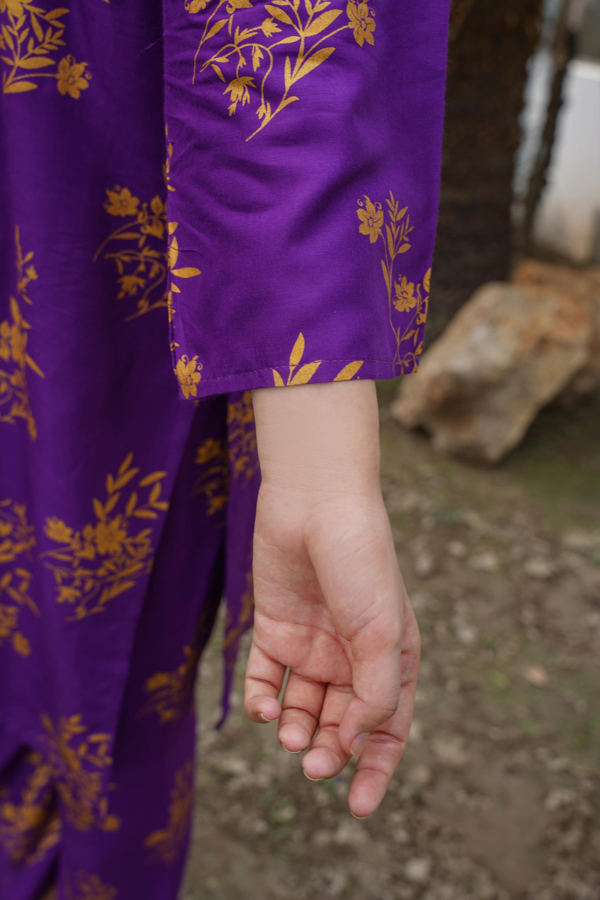 Camellia 2Pcs Stitched Suit