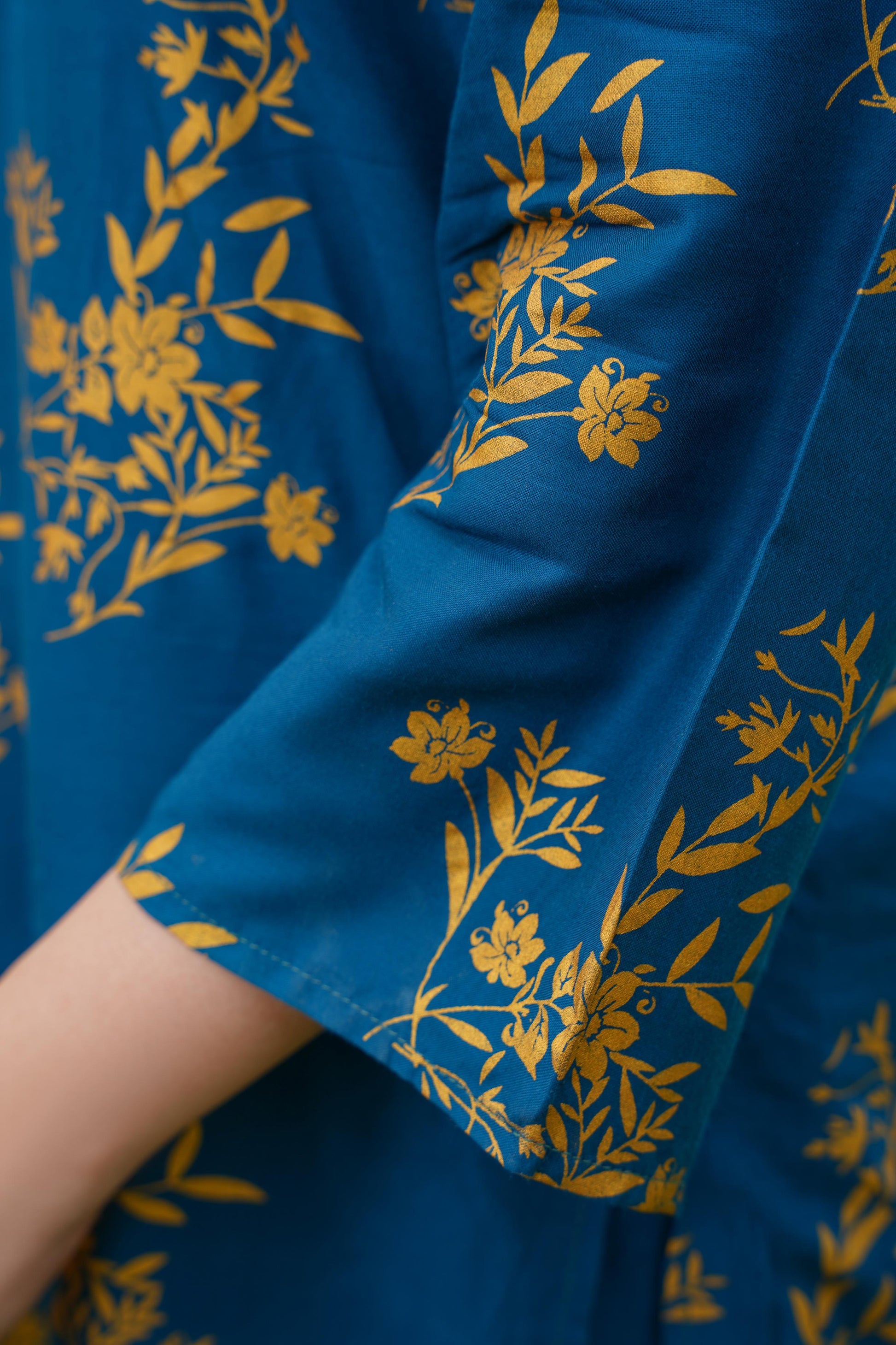 Camellia 2Pcs Stitched Suit