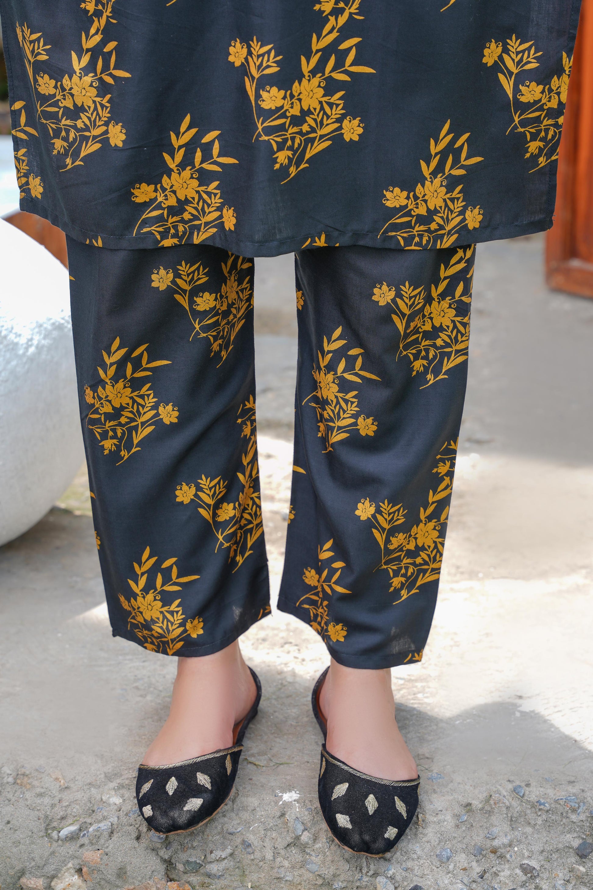 Camellia 2Pcs Stitched Suit