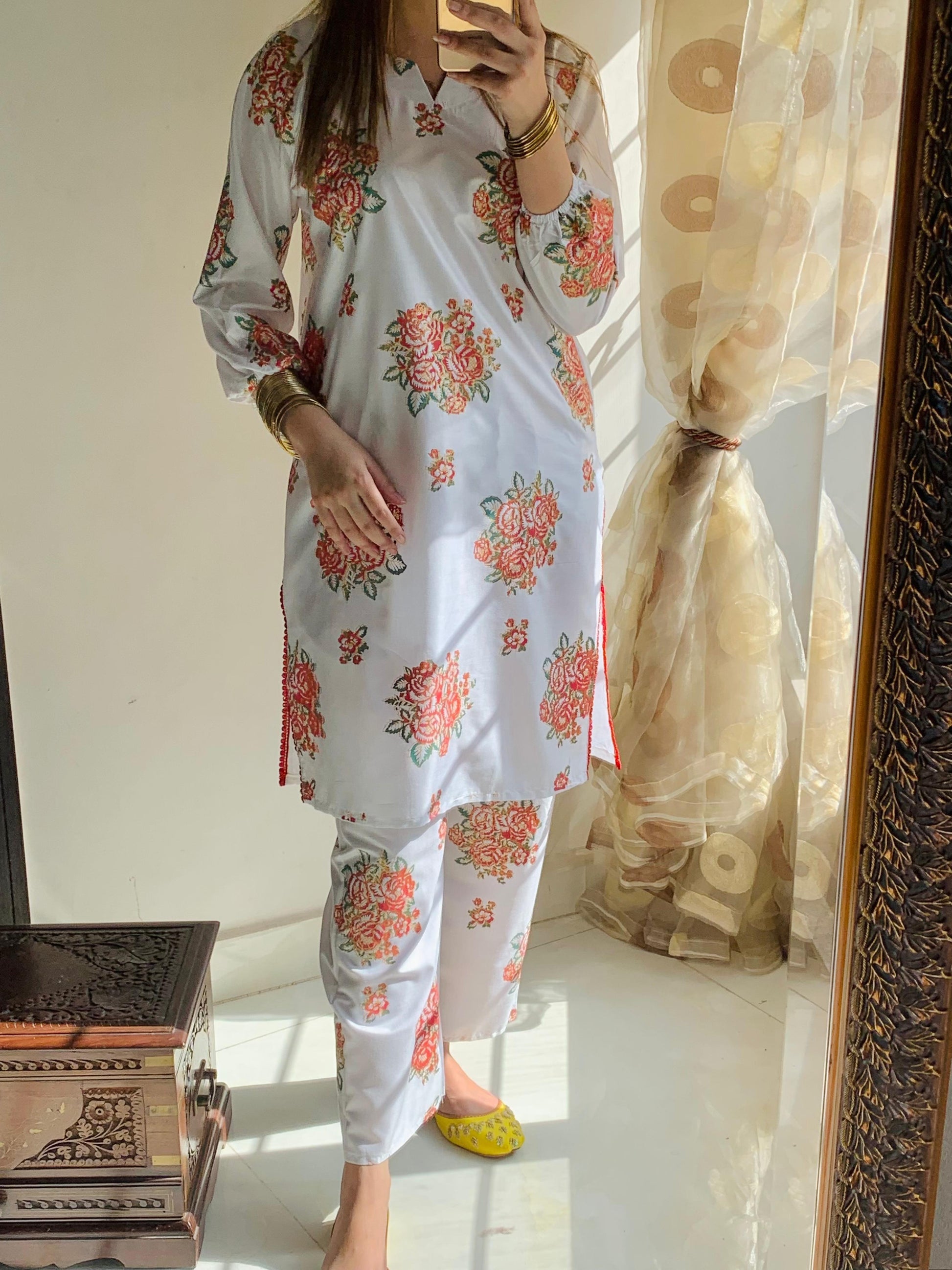 Gulab 2Pcs Stitched Suit