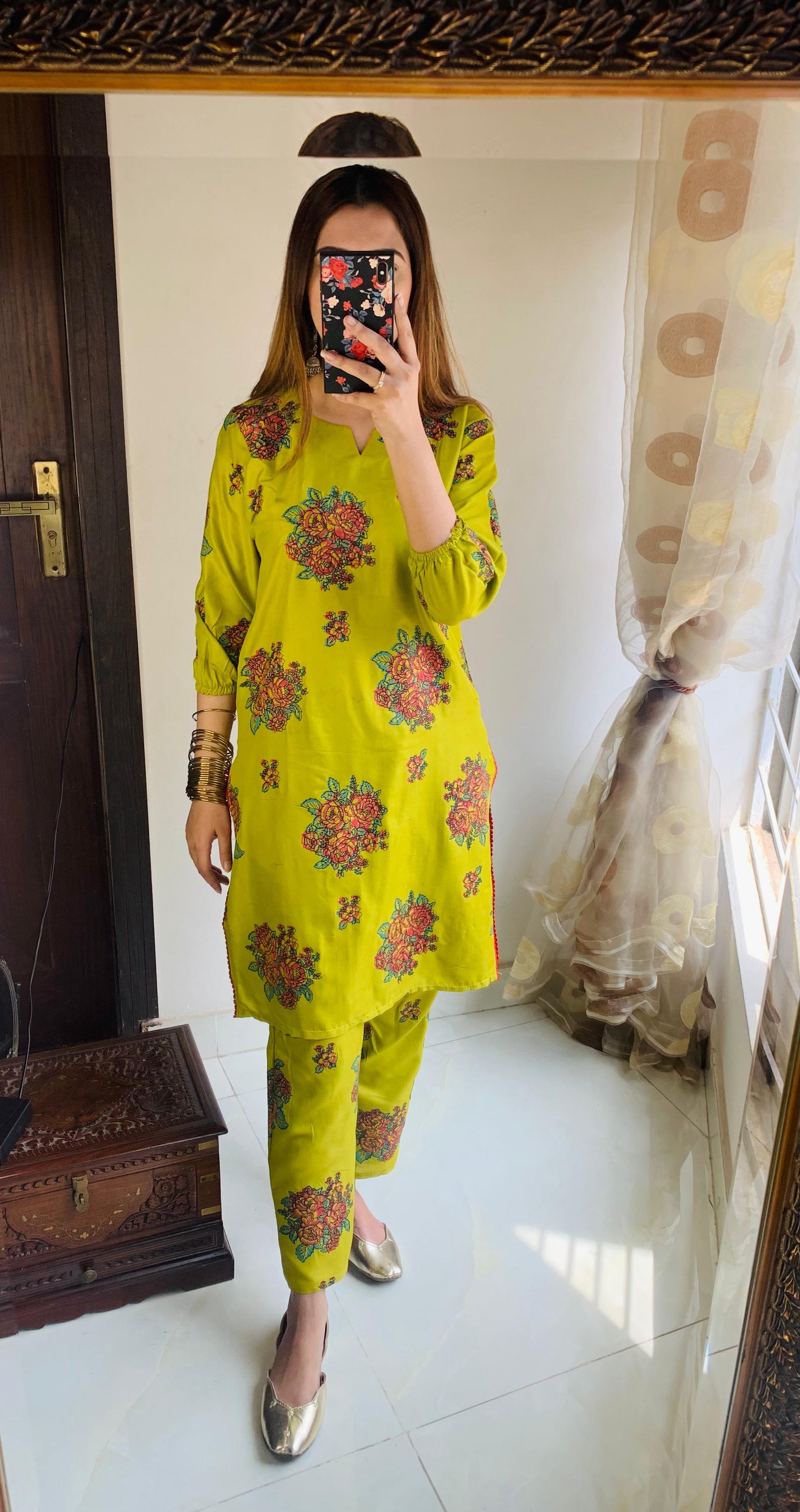 Gulab 2Pcs Stitched Suit