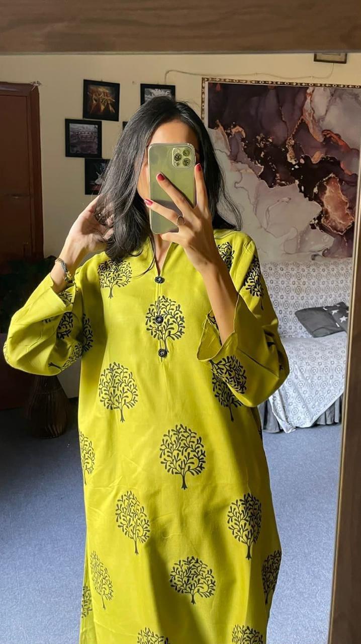 Floral TREE Print 2pc Stitched
